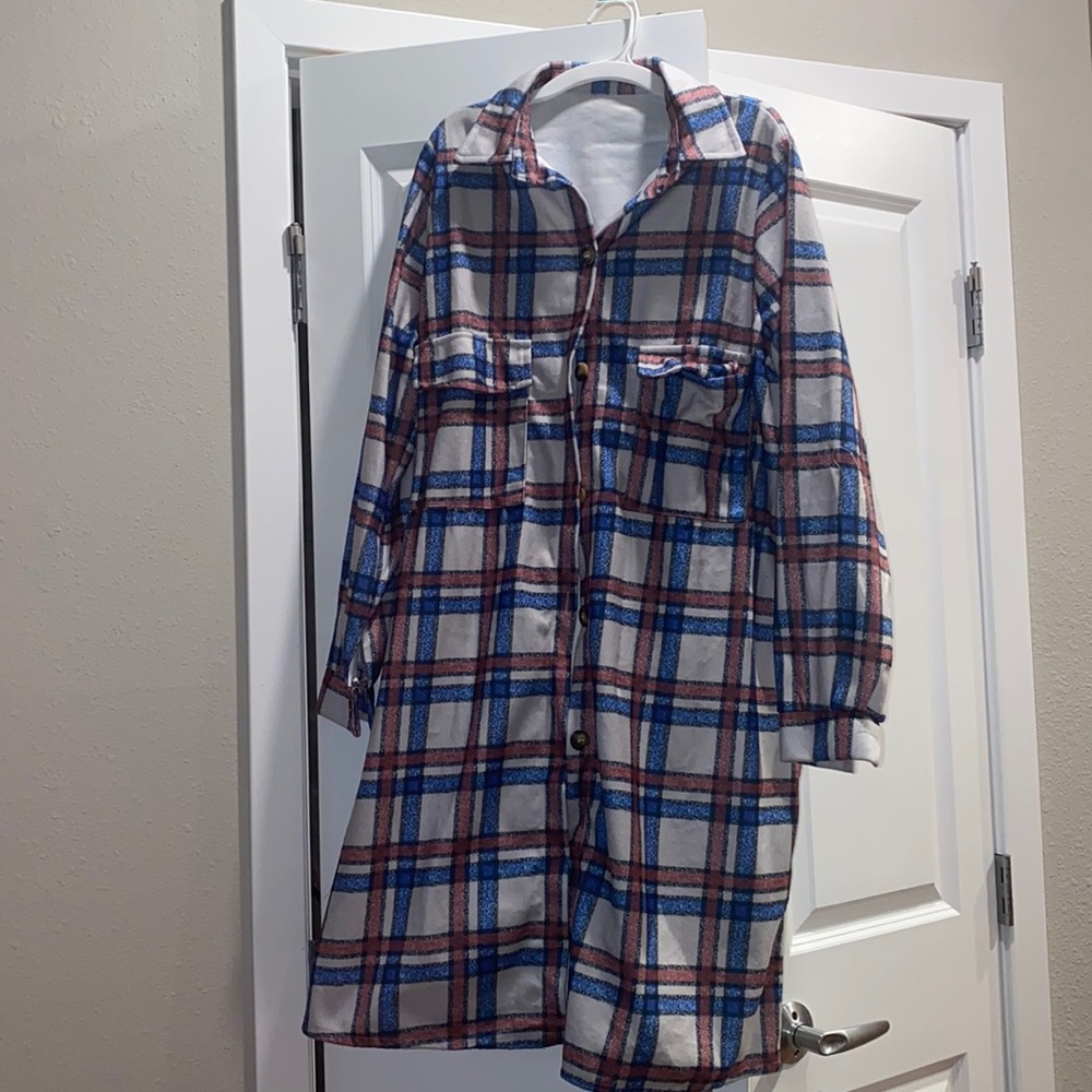 Women long shirt/thin sweater